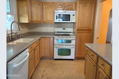 1617 E Earll Drive, Phoenix, AZ 85016 - Photo 9