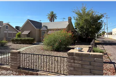 1617 E Earll Drive, Phoenix, AZ 85016 - Photo 3