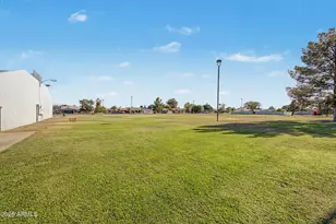 13825 N 52nd Ave, Glendale, AZ 85306 - Photo 23