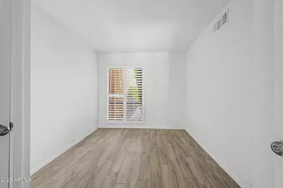 10640 N 11th Street, Phoenix, AZ 85020 - Photo 17