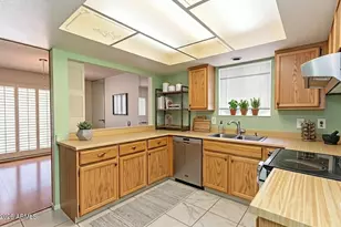 26213 S Lakewood Dr, Sun Lakes, AZ 85248 - Photo 9