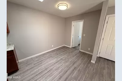 6527 N 67th Avenue #125, Glendale, AZ 85301 - Photo 5