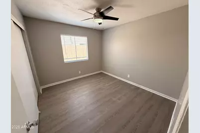 6527 N 67th Avenue #125, Glendale, AZ 85301 - Photo 9