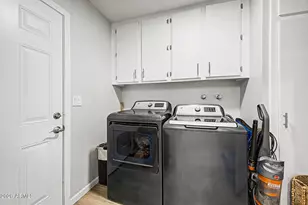 10718 W El Capitan Cir, Sun City, AZ 85351 - Photo 23