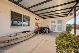 10718 W El Capitan Cir, Sun City, AZ 85351 - Photo 25