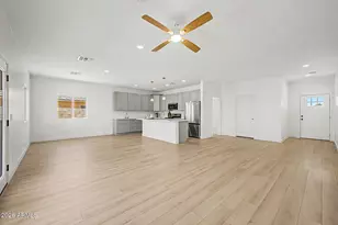 11030 W Guaymas Dr, Arizona City, AZ 85123 - Photo 9