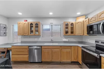 21455 N 29th Drive, Phoenix, AZ 85027 - Photo 11