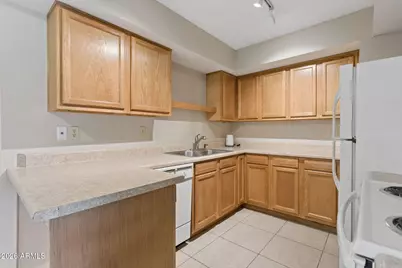 4444 E Paradise Valley Parkway N #129, Phoenix, AZ 85032 - Photo 5