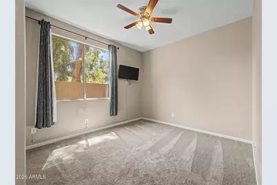 680 E Betsy Lane, Gilbert, AZ 85296 - Photo 33
