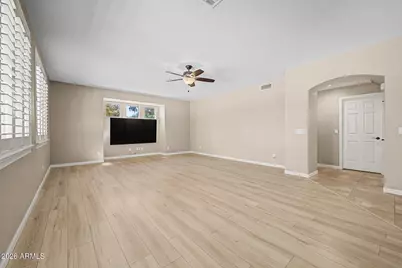 680 E Betsy Lane, Gilbert, AZ 85296 - Photo 11