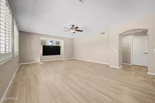 680 E Betsy Ln, Gilbert, AZ 85296 - Photo 11