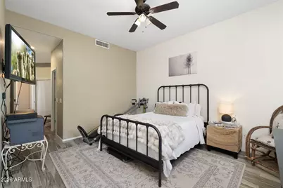 6384 W Pontiac Drive, Glendale, AZ 85308 - Photo 17