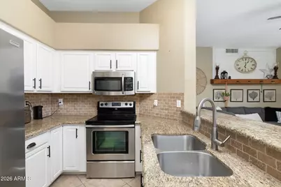 6384 W Pontiac Drive, Glendale, AZ 85308 - Photo 11