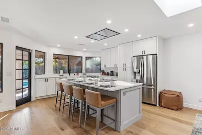 10434 N 82nd Place, Scottsdale, AZ 85258 - Photo 5