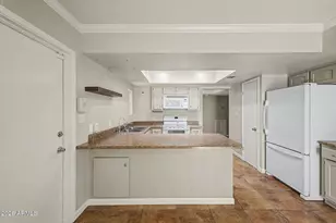1019 W Laguna Dr, Tempe, AZ 85282 - Photo 5