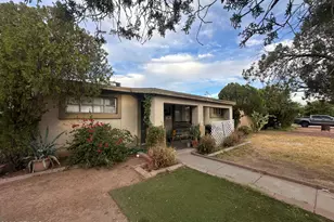 1419 N 28th Pl, Phoenix, AZ 85008 - Photo 1