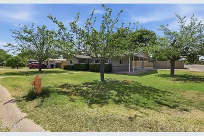 3144 N 34th Street, Phoenix, AZ 85018 - Photo 3