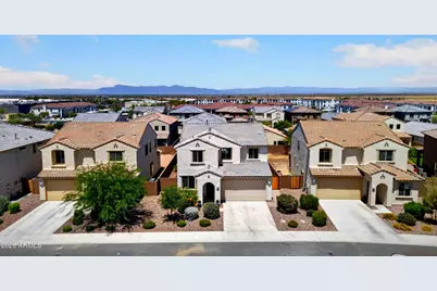 32347 N Vernal Lane, San Tan Valley, AZ 85144 - Photo 55