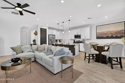 655 S Longspur Lane, Gilbert, AZ 85296 - Photo 3