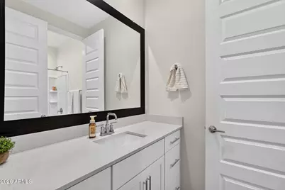 655 S Longspur Lane, Gilbert, AZ 85296 - Photo 27
