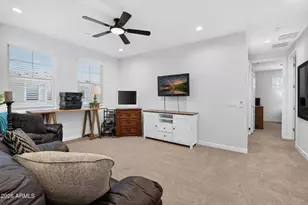 655 S Longspur Ln, Gilbert, AZ 85296 - Photo 13