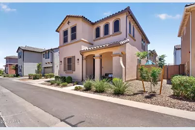 655 S Longspur Lane, Gilbert, AZ 85296 - Photo 11