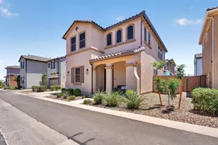 655 S Longspur Ln, Gilbert, AZ 85296 - Photo 11