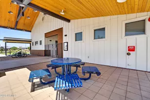 655 S Longspur Ln, Gilbert, AZ 85296 - Photo 47