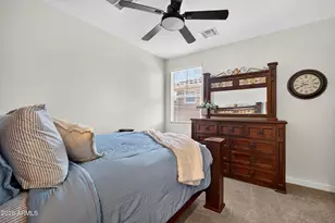 655 S Longspur Ln, Gilbert, AZ 85296 - Photo 25