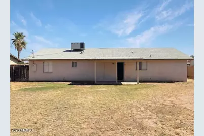 700 E Quail Avenue, Apache Junction, AZ 85119 - Photo 9
