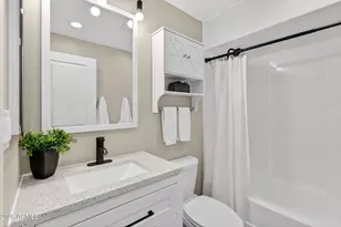 944 S Valencia, Mesa, AZ 85202 - Photo 33