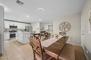6112 N 64th Dr, Glendale, AZ 85301 - Photo 9