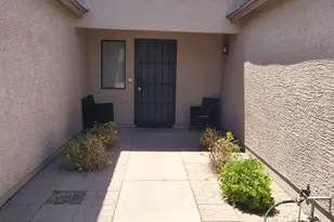 3061 W Country Club Terrace, Phoenix, AZ 85027 - Photo 3