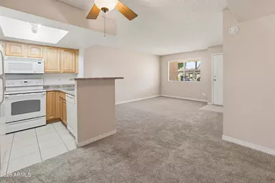 3601 W Tierra Buena Lane #145, Phoenix, AZ 85053 - Photo 7