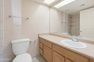 3601 W Tierra Buena Ln, Phoenix, AZ 85053 - Photo 19