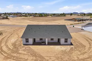 14055 S Berwick Rd, Arizona City, AZ 85123 - Photo 7