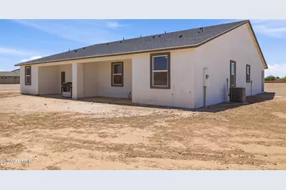 14055 S Berwick Road, Arizona City, AZ 85123 - Photo 31