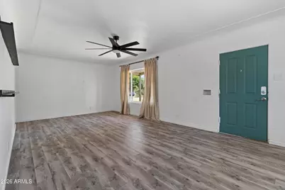 5913 W Gardenia Avenue, Glendale, AZ 85301 - Photo 9