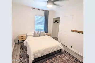 5913 W Gardenia Avenue, Glendale, AZ 85301 - Photo 5
