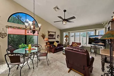 9863 W Menadota Drive, Peoria, AZ 85382 - Photo 5