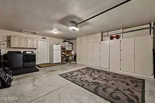 9863 W Menadota Dr, Peoria, AZ 85382 - Photo 33