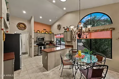 9863 W Menadota Drive, Peoria, AZ 85382 - Photo 19