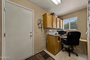 9863 W Menadota Dr, Peoria, AZ 85382 - Photo 7