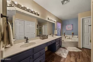 9863 W Menadota Dr, Peoria, AZ 85382 - Photo 25