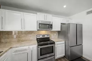 8137 W Montecito Ave, Phoenix, AZ 85033 - Photo 7