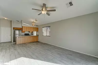 7040 W Olive Avenue #12, Peoria, AZ 85345 - Photo 7