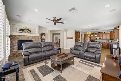 5317 W Buckhorn Trail, Phoenix, AZ 85083 - Photo 13