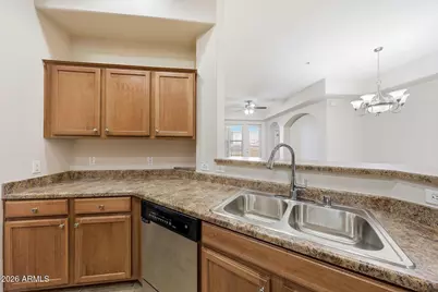 14575 W Mountain View Boulevard #Unit 11312, Surprise, AZ 85374 - Photo 5