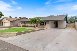 13829 N 10th Pl, Phoenix, AZ 85022 - Photo 9