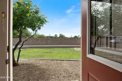 13829 N 10th Place, Phoenix, AZ 85022 - Photo 11